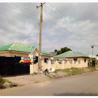 6bdrm Bungalow in New Site, Lugbe District for sale
