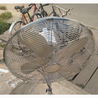 Aluminum Silver Standing Fans - Used Tesco Electrical Fans