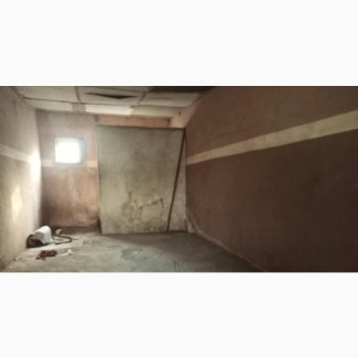 Shop With Toilet and Extension, at Akinleye B/Stop Ipaja