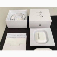 Apple Airpods Pro With Wireless Charging Case