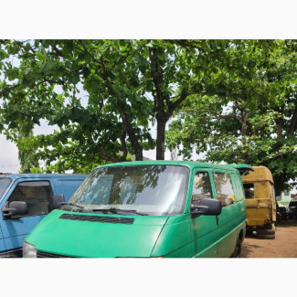 Volkswagen Transporter 2005 Green