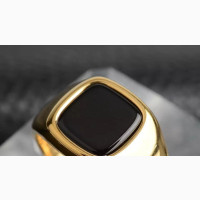 9ct Gold Onyx Signet Ring from the 1970s