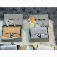 Luxurious Female Handbag