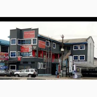 A Well Build Plaza With Big Ample Parking Space in PH