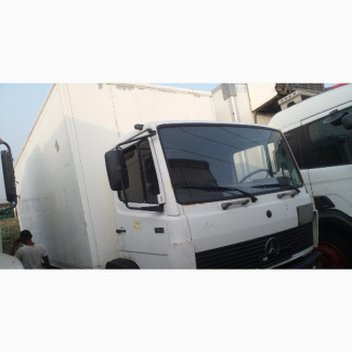 Mercedes 814 Truck 20feet
