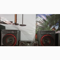New LG Xboom Sound System 2350 Watts ( Cl87)