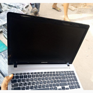Laptop Samsung 4GB Intel Core I5 HDD+SSD 500GB