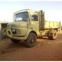 Auxiliary Mercedes Benz Truck