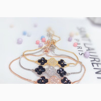 Women Handchain Set