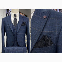 Exclusive Checkered Men#039;s Suit