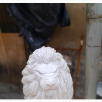 Talented Sculptor Available for Contract Work