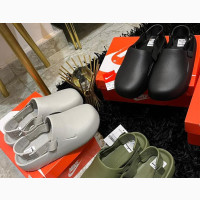 Nike Men#039;s Clogs