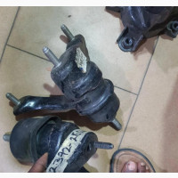 Engine Mounting for Toyota and Lexus Cars