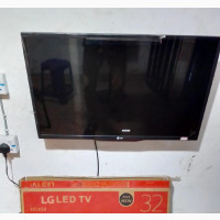 32 Inch LG FHD LED TV - Brand New