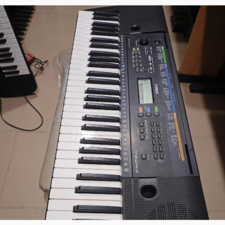 Yamaha PSR-E253