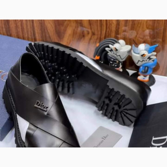 CHRISTIAN DIOR Leather Luxury Shoe