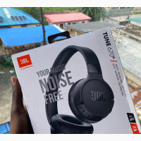 JBL Tune 670nc Headphones