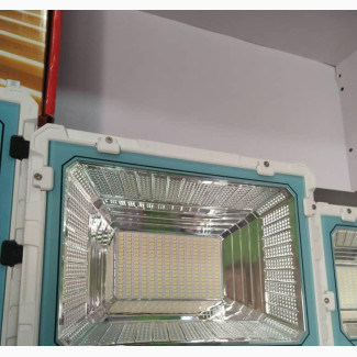 300W Solar Floodlight - Brand New