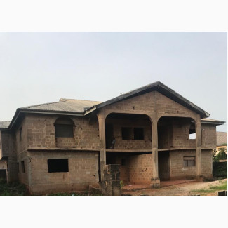 5 Bedroom Duplex at First Ugbor With Survey