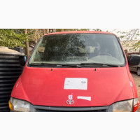 Toyota HiAce 2003 Red