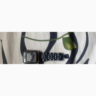 Apple iWatch Series 5 - Neatly Used