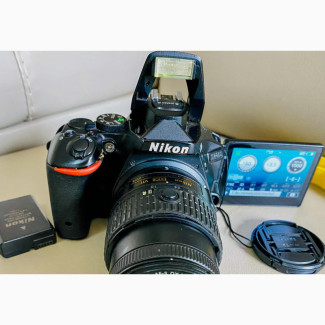 Nikon D5500 With a 18-55mm Lens Battery Charger Available