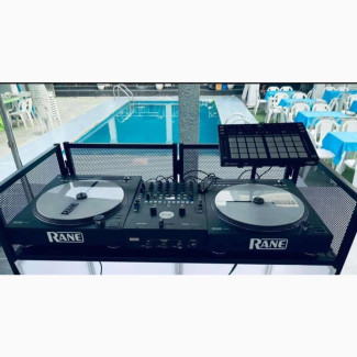 Rene Controller Stand