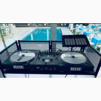 Rene Controller Stand