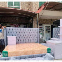 Royal Bedframe 6by6 With Drawers, Footrest Dressing Mirror