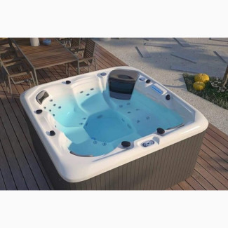 Luxury Outdoor Jacuzzi with Multiple Headrests