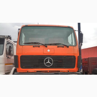 Mercedes-Benz Tipper Truck with 6 Tyres
