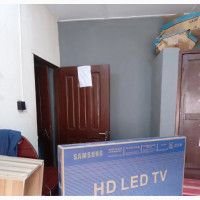 Brand New 49 Inch (49J5100) Samsung Smart Television