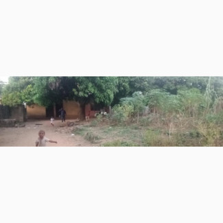 A Plot of Land With Old House 4 Sale in Ankpa QTRS Makurdi