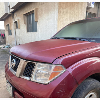 Nissan Pathfinder 2004 LE Platinum 4x4 Red