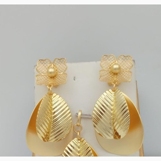 Elegant Earring With Pendant Sets
