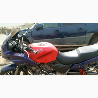Honda CB 1999 Red