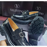 Valentino Garavani High Quality Leather Corporate Shoe