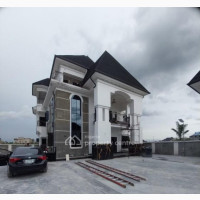 Luxury 5 Bedroom Duplex in Shell Cooperative, Port-Harcourt - Newly-Built, Semi-Furnished