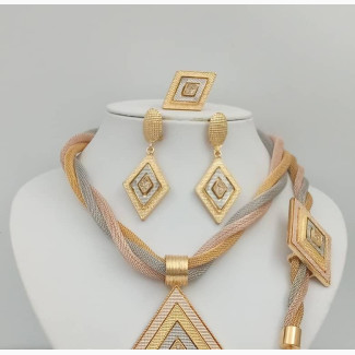 Non Tarnish Custome Sets