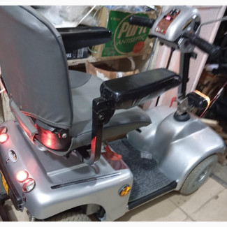 New Design Silver Scrotter Motorized Wheelchair