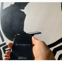 New Samsung Galaxy S10 128 GB Black