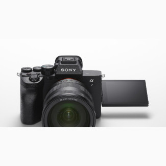 Sony A7iv With 28-70mm Lens