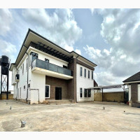5bdrm Duplex in Enugu for sale