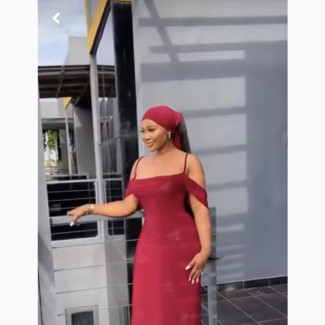 Pearl Luxury Dresses - Enhance Your Beauty
