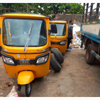 New TVS King Deluxe Plus iTouch Start 2021 Yellow