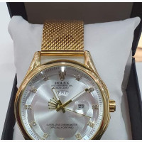 Stylish Gold Rolex Wristwatch - Brand New