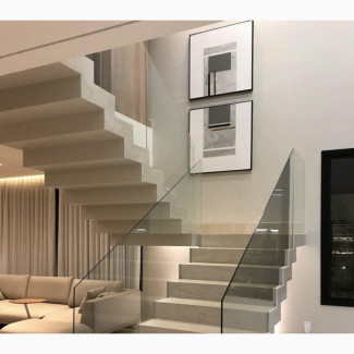Staircase 10mm Tempered Glass Design