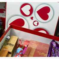 Valentine#039;s Special: Gifts Box Package for Your Loved One