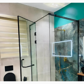 10mm Tered Shower Glass Cubicle
