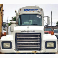 2002 MACK RD600 Waste Bin